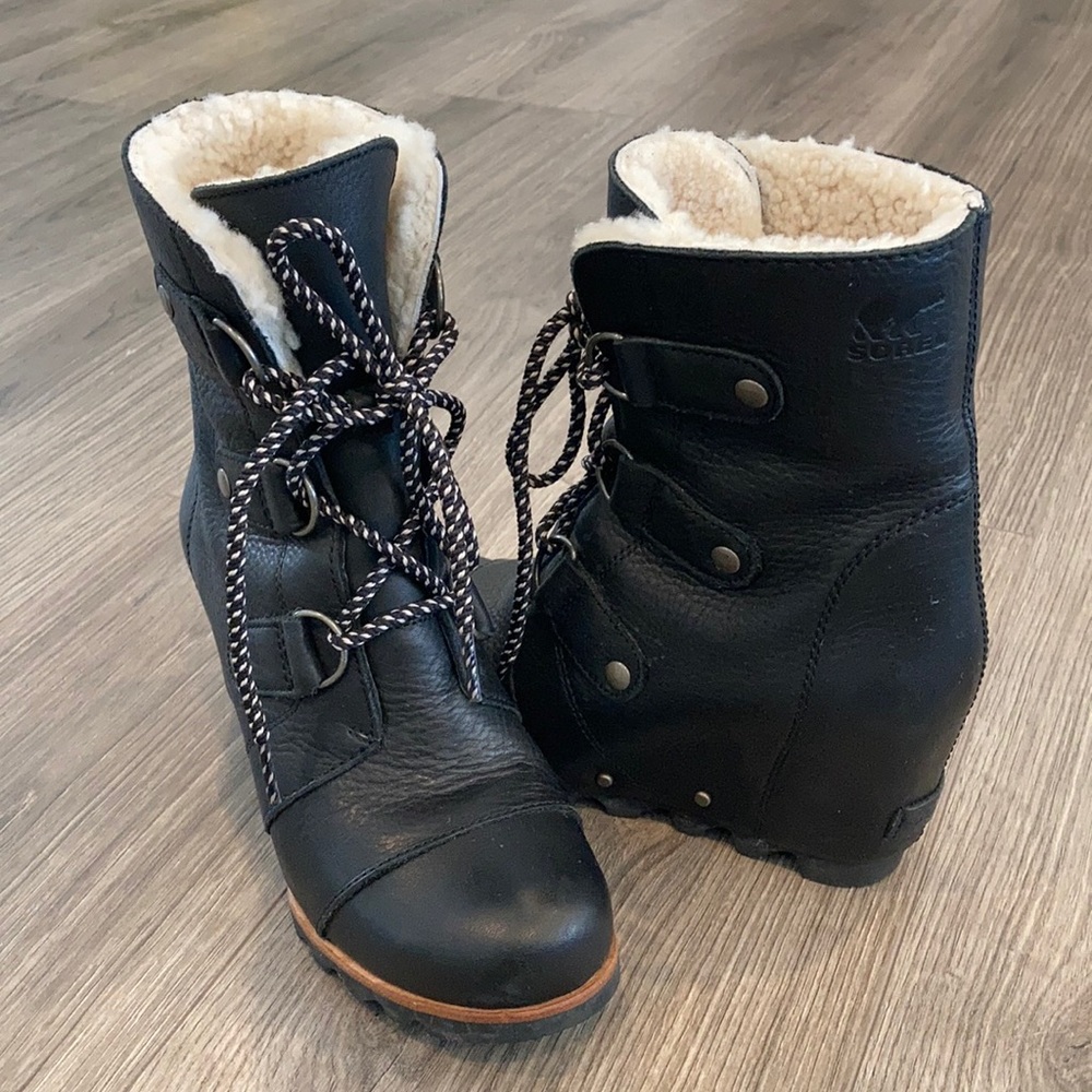 Sorel wedge boots